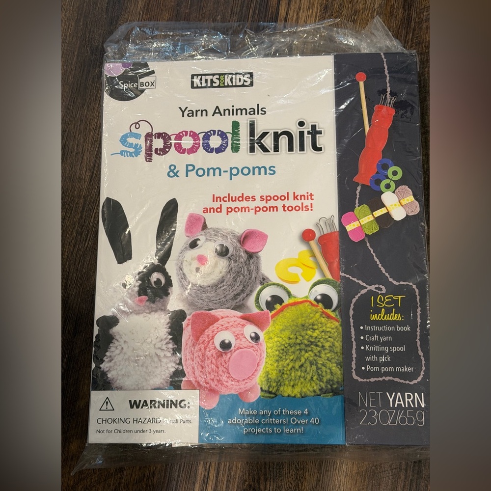 Yarn Animals Spool Knit & Pom-Poms